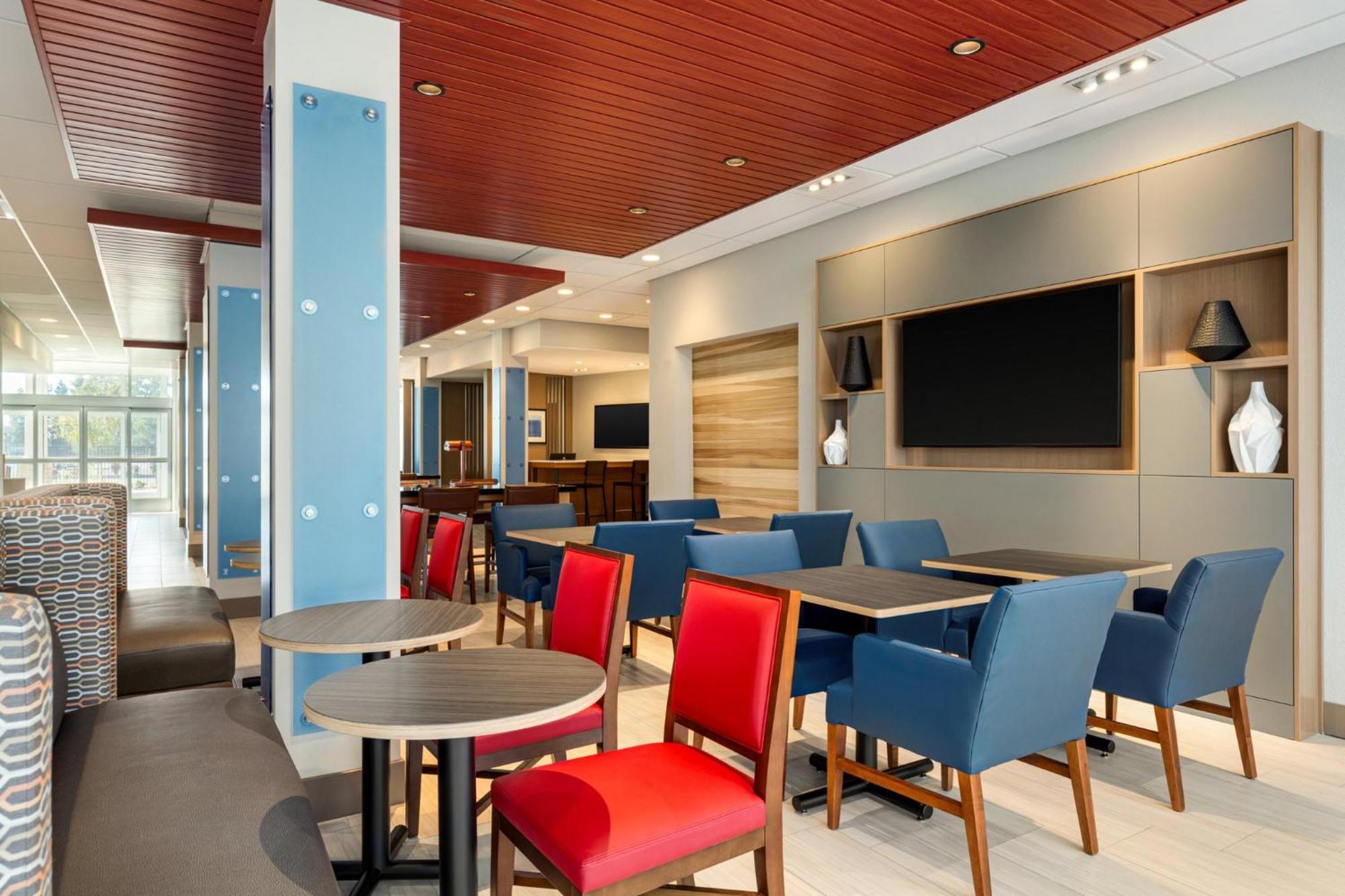 Holiday Inn Express & Suites Hayward - Castro Valley By Ihg Zewnętrze zdjęcie